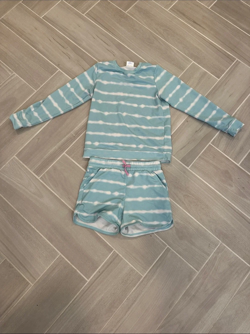 Kids Aqua Tie-Dye Long Sleeve Top & Shorts Pajama Set